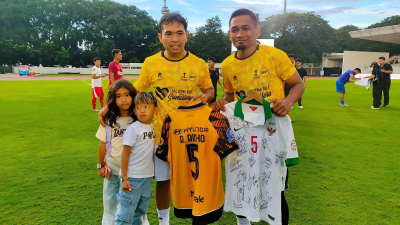 Ramdani Lestaluhu Korbankan Jersey Debut Timnas, Dana Rp100 Juta Mengalir untuk Warga Terdampak Bencana Sumatra