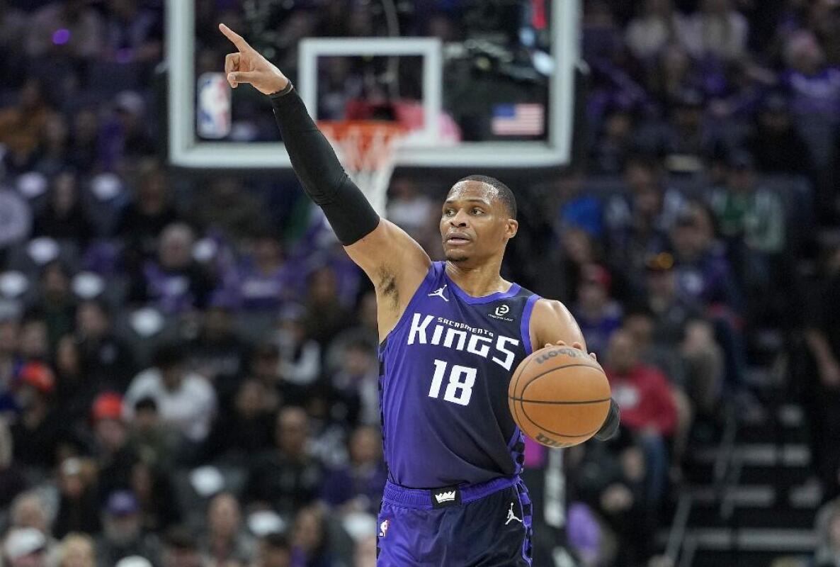 Catatan Istimewa Russell Westbrook di Balik Kemenangan Kings atas Mavericks