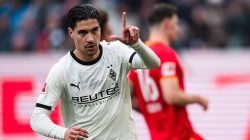 Monchengladbach Hajar Augsburg 4-0, Kevin Diks Sumbang Gol