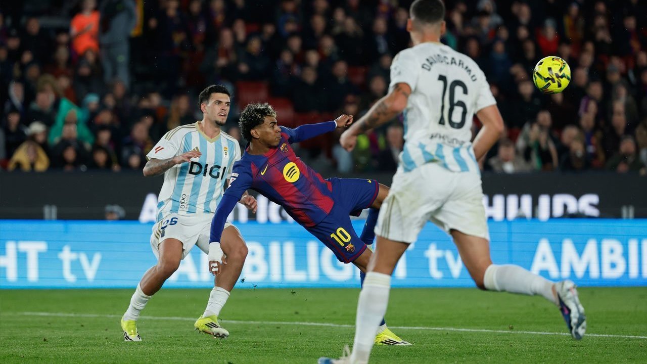 Gol Luar Biasa Lamine Yamal, Bak Datang dari Dunia Lain