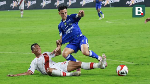 Prediksi  Persis Vs Persib: Duel Penuh Ambisi di Laga Krusial