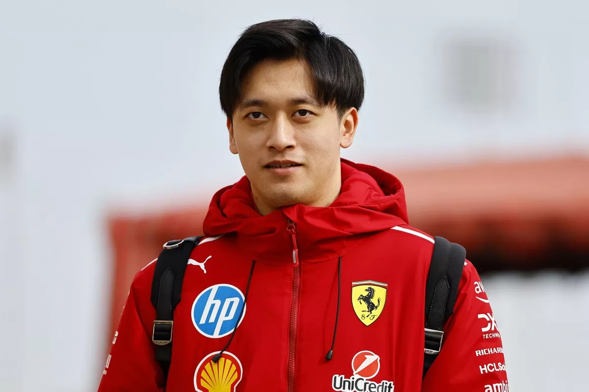 Zhou Guanyu Resmi Jadi Pembalap Cadangan Cadillac F1