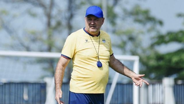 Bojan Hodak Tak Dampingi di Lapangan, Madura United Tetap Waspadai Kekuatan Persib