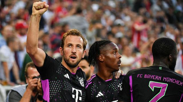 Barcelona Siapkan Strategi Baru untuk Lini Depan