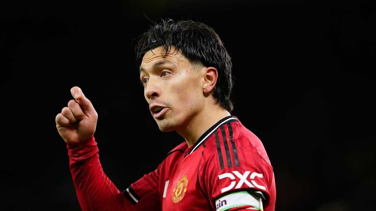Barcelona Tertarik Datangkan Lisandro Martinez, Manchester United Tegas Menolak