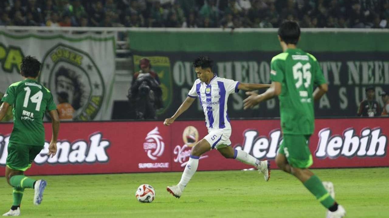 Persib Tetap Kokoh di Puncak Meski Gagal Menang: Persija Belum Bisa Menggeser