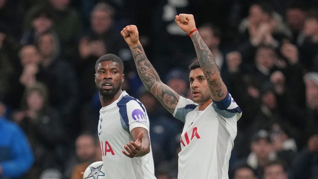 Tottenham Alami Kekalahan Menyakitkan, Ancaman Degradasi Makin Nyata