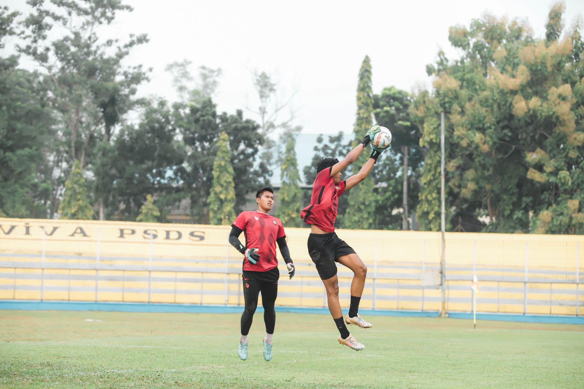 Sorotan: Garudayaksa FC Matangkan Persiapan Jelang OTW Stadion Gelora Bung Tomo Menantang Persebaya